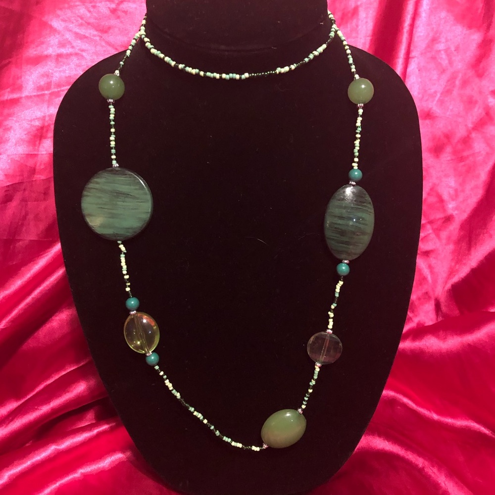 Long Beaded Necklace Jade Green Glass Beads 19” Long - Picture 6 of 6